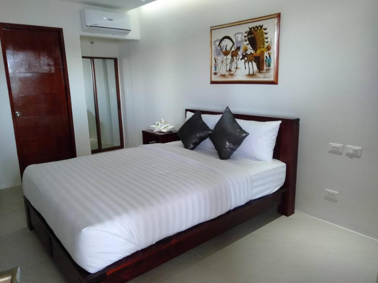 Nirvana Resort Puerto Galera Eksteriør billede